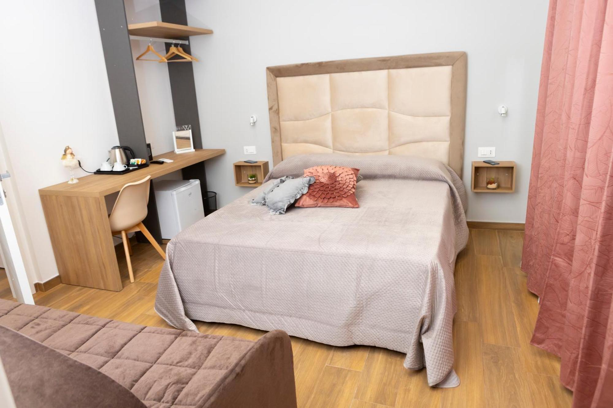 Alleria Rooms Neapel Exterior foto