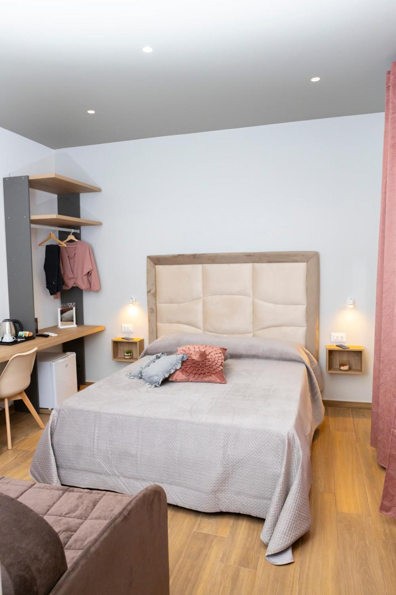 Alleria Rooms Neapel Exterior foto