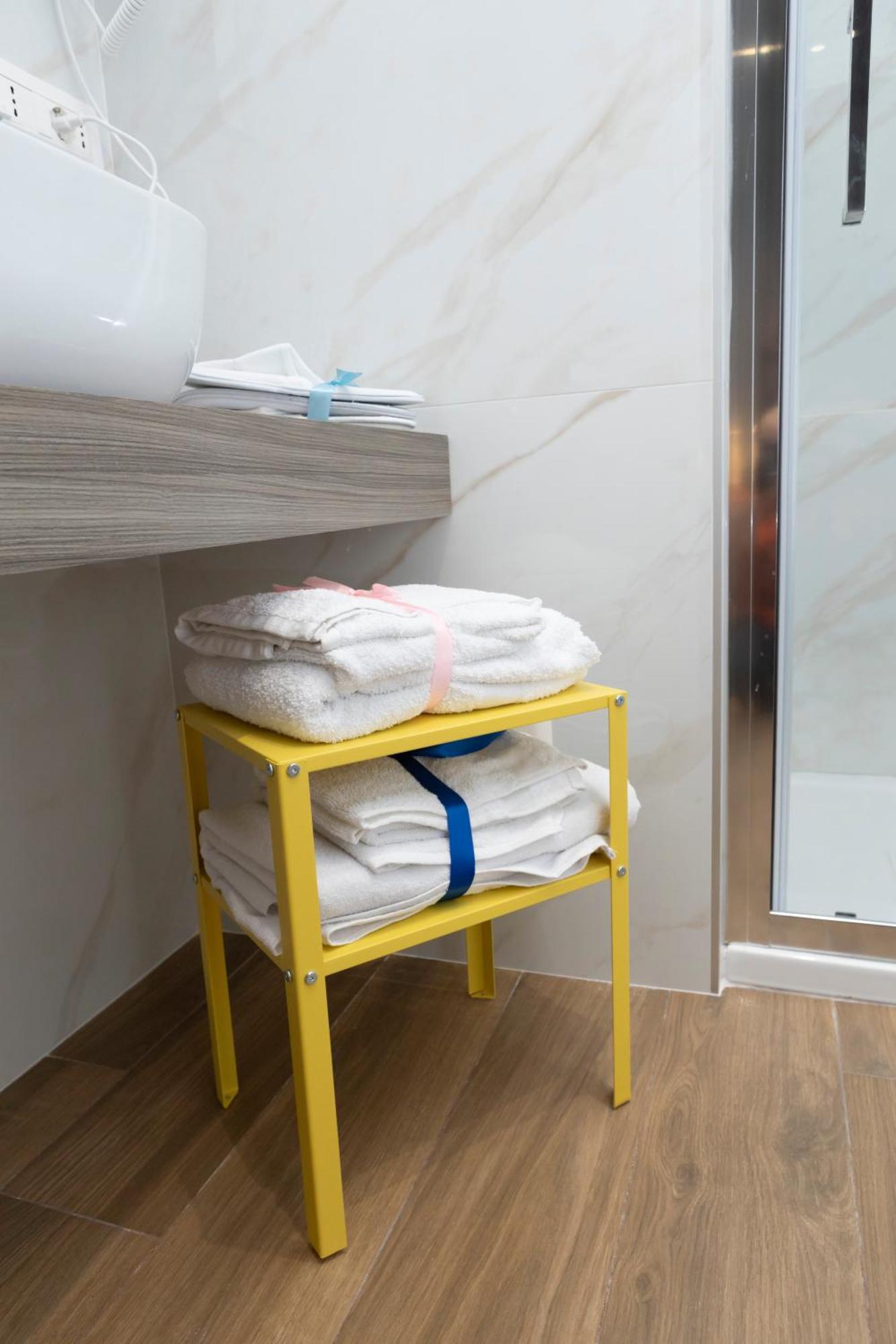 Alleria Rooms Neapel Exterior foto