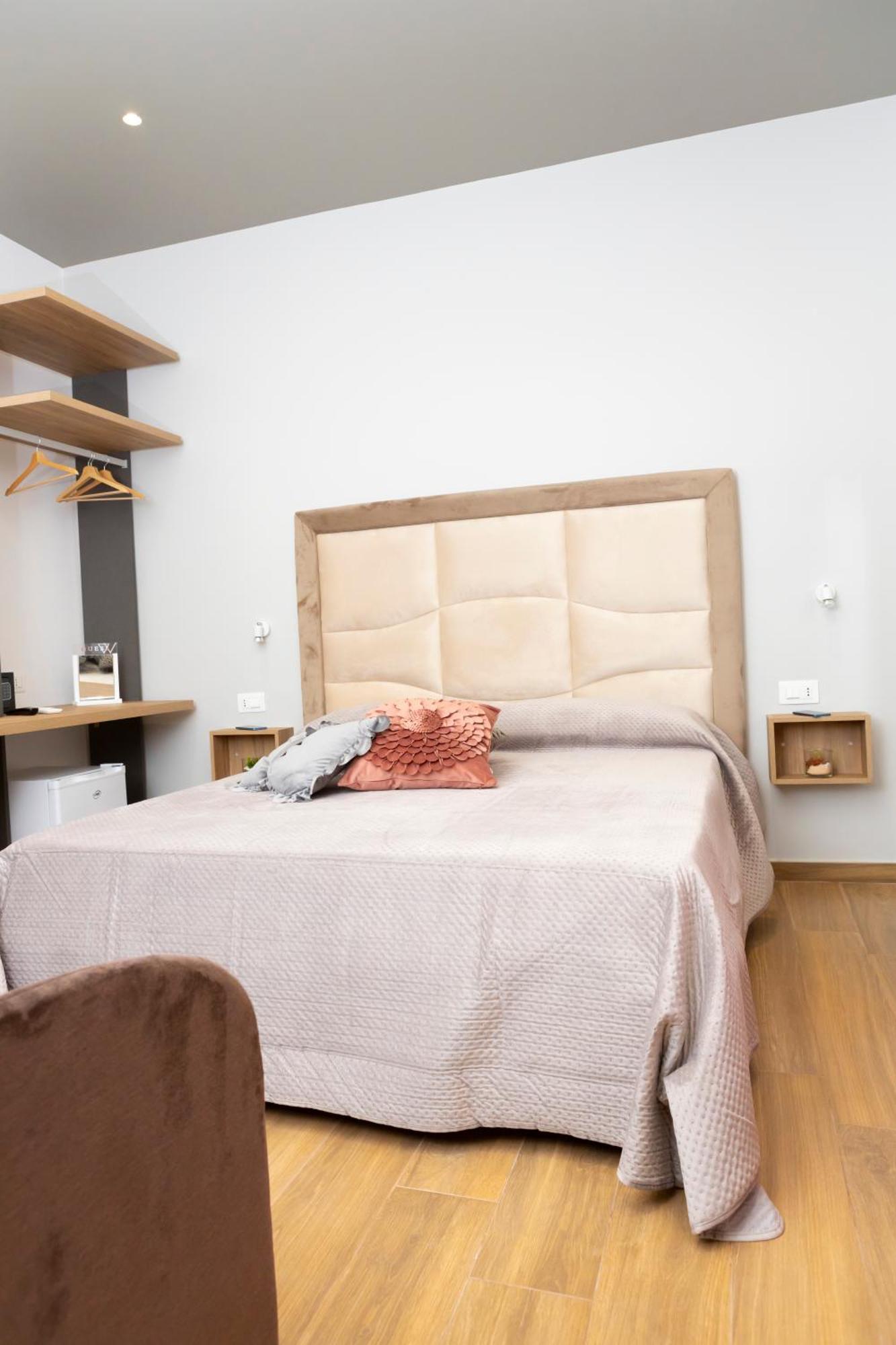 Alleria Rooms Neapel Exterior foto
